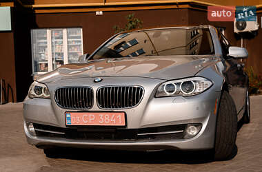 Седан BMW 5 Series 2012 в Дубні