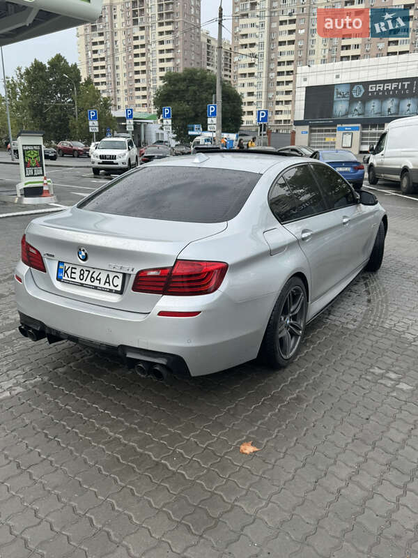 Седан BMW 5 Series 2014 в Дніпрі
