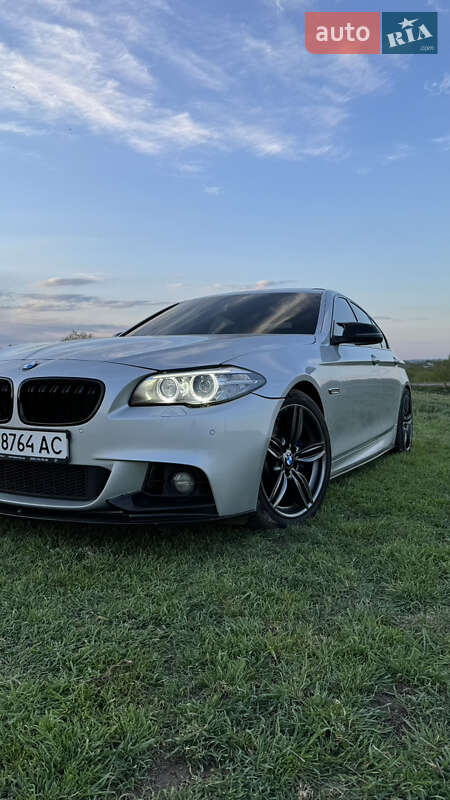 Седан BMW 5 Series 2014 в Дніпрі
