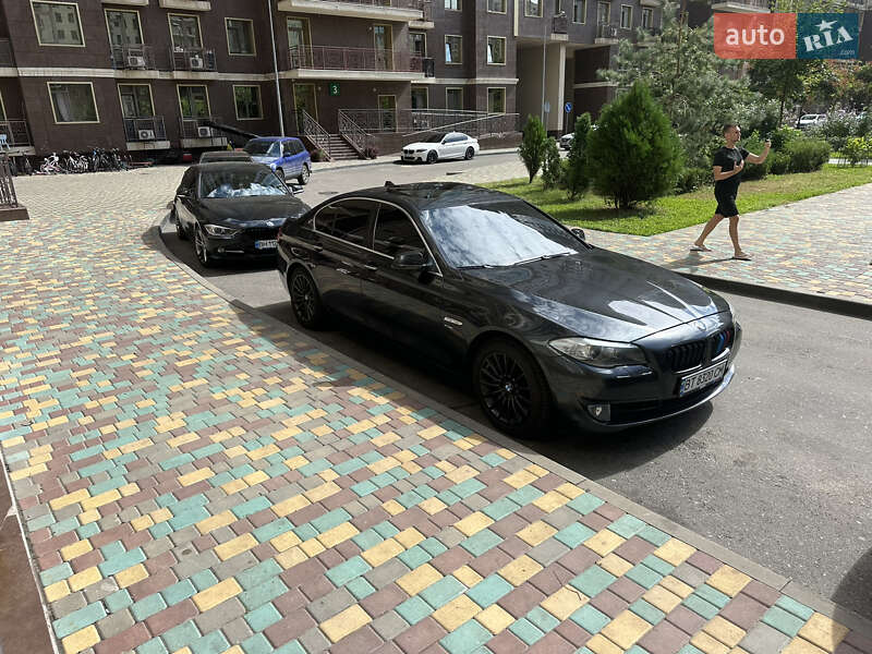 Седан BMW 5 Series 2012 в Києві фото 23 Седан BMW 5 Series 2012 в Києві
