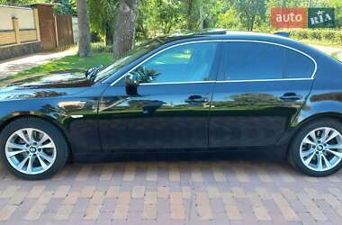 Седан BMW 5 Series 2004 в Черкасах
