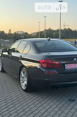 Седан BMW 5 Series 2013 в Львові