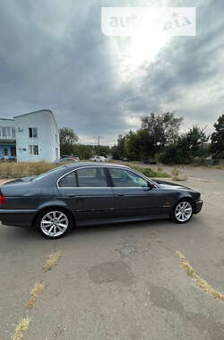 Седан BMW 5 Series 1997 в Чернігові