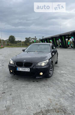 Седан BMW 5 Series 2004 в Стрию