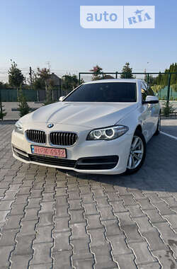 Седан BMW 5 Series 2014 в Виноградові