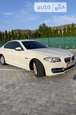 Седан BMW 5 Series 2014 в Виноградові