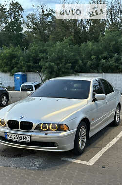 Седан BMW 5 Series 2001 в Києві