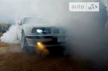 Седан BMW 5 Series 1994 в Киеве