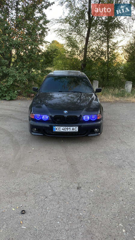 BMW 5 Series 1998