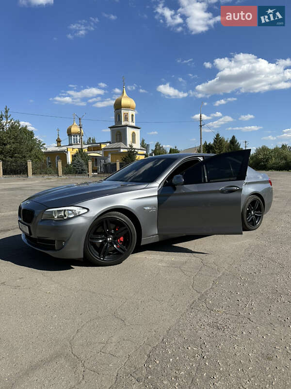 Седан BMW 5 Series 2011 в Кривому Розі