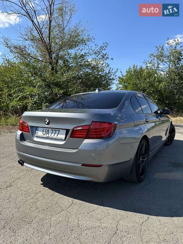 Седан BMW 5 Series 2011 в Кривому Розі