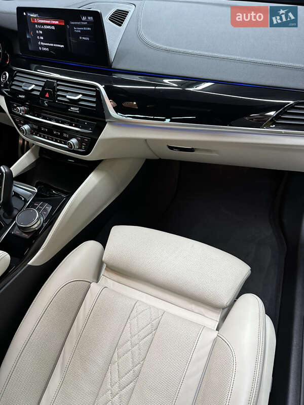 Седан BMW 5 Series 2018 в Одессе