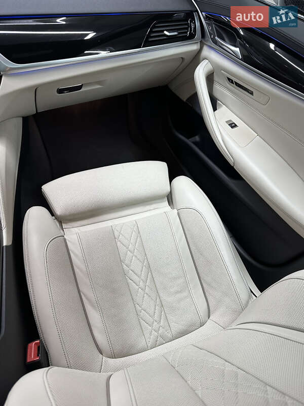 Седан BMW 5 Series 2018 в Одессе