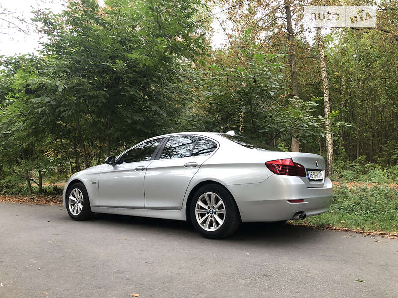 Седан BMW 5 Series 2014 в Вінниці