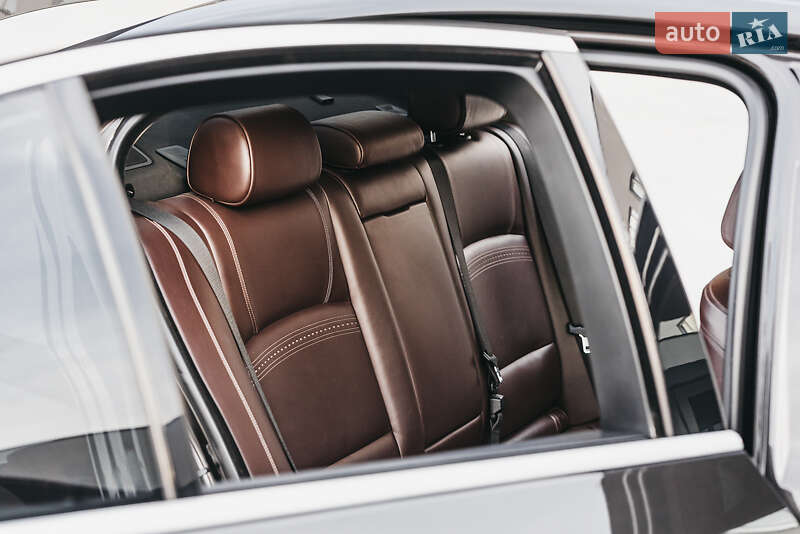 Седан BMW 5 Series 2013 в Черкассах