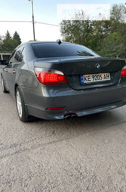 Седан BMW 5 Series 2006 в Марганці