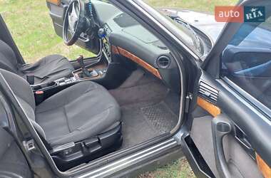 Седан BMW 5 Series 1993 в Сумах