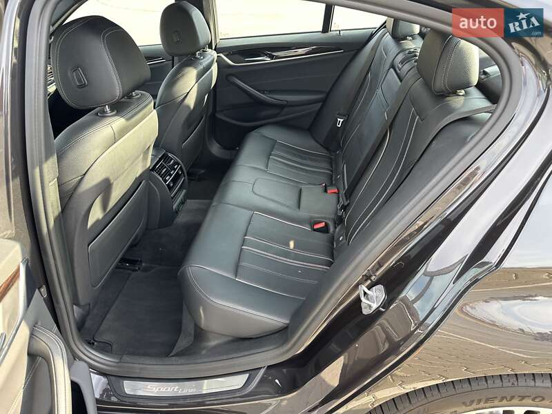 Седан BMW 5 Series 2017 в Киеве