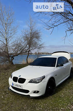 Седан BMW 5 Series 2008 в Днепре