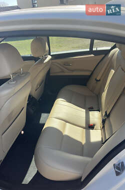 Седан BMW 5 Series 2015 в 