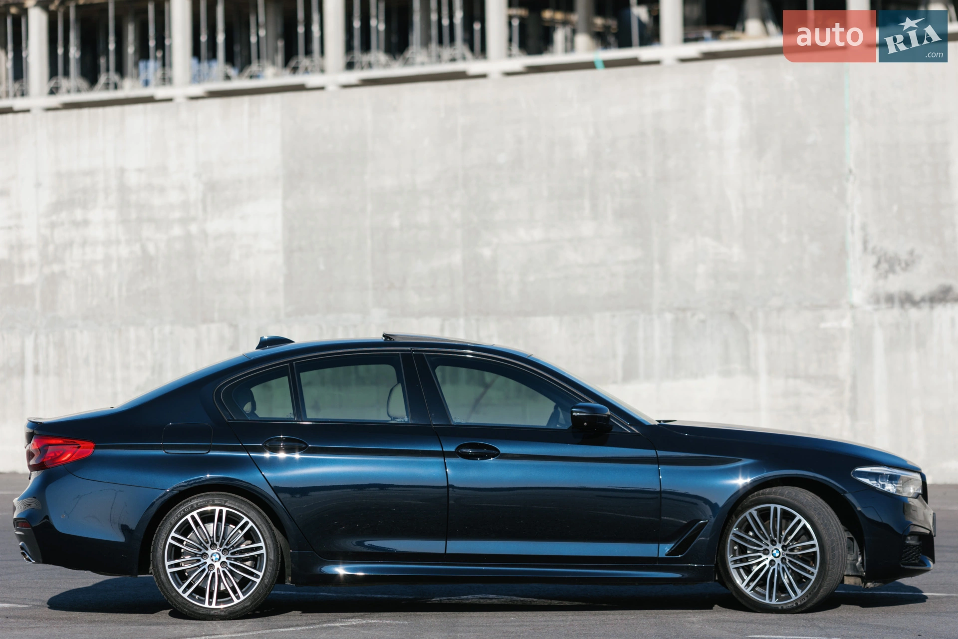 2017 BMW 5er - мініатюра 31