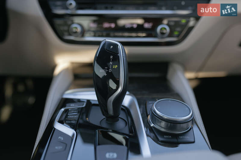 Седан BMW 5 Series 2017 в Львові фото 65 Седан BMW 5 Series 2017 в Львові