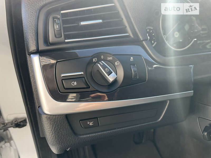 Седан BMW 5 Series 2015 в Хмельницком