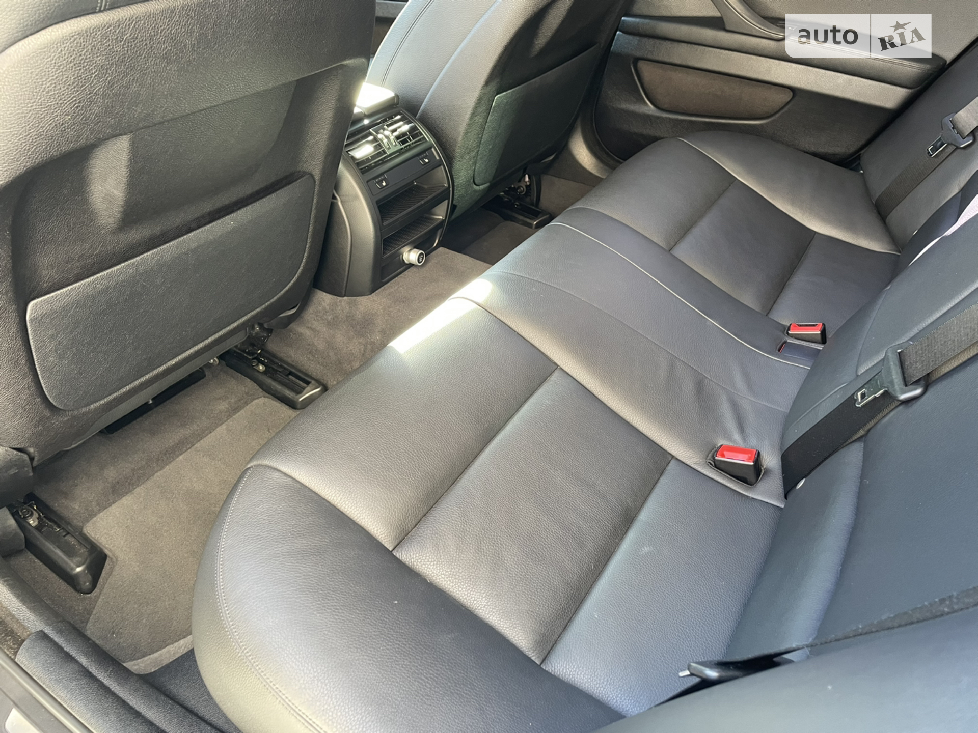 2015 BMW 5er - мініатюра 27