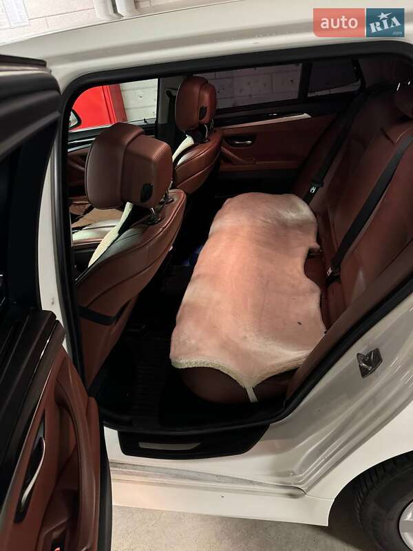 Универсал BMW 5 Series 2011 в Нововолынске