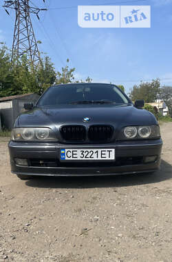 Седан BMW 5 Series 1997 в Чернівцях