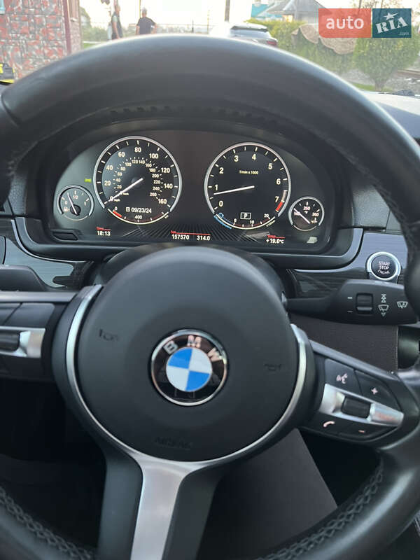 Седан BMW 5 Series 2014 в Тересве