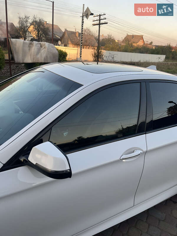 Седан BMW 5 Series 2014 в Тересве