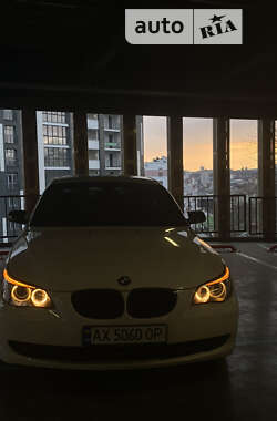 Седан BMW 5 Series 2008 в Харкові