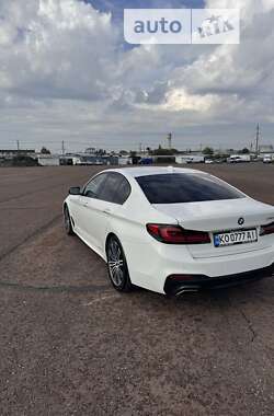 Седан BMW 5 Series 2018 в Ужгороді