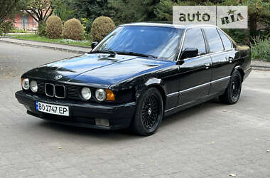 Седан BMW 5 Series 1991 в Долині