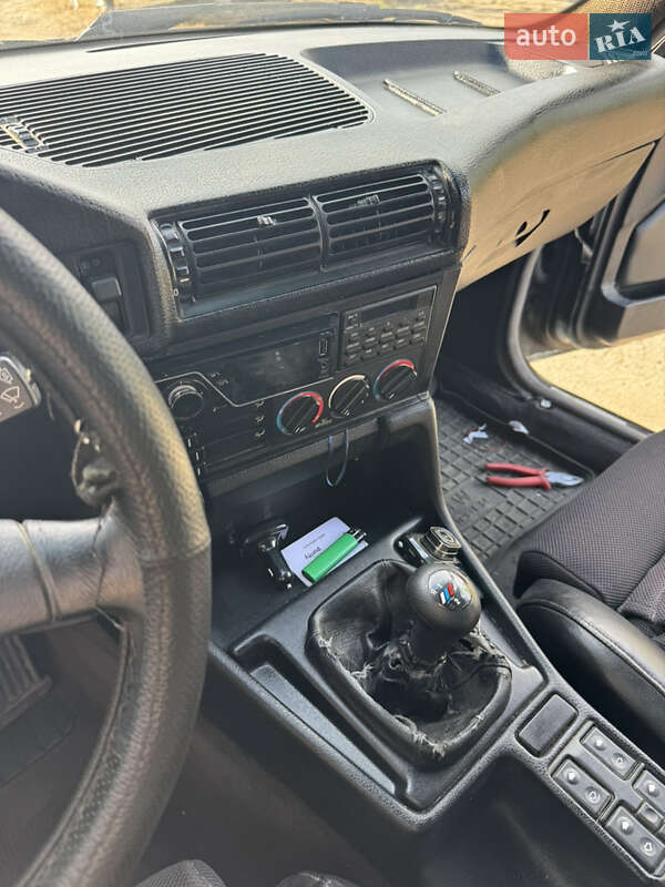 Седан BMW 5 Series 1988 в Черкассах фото 2 Седан BMW 5 Series 1988 в Черкассах