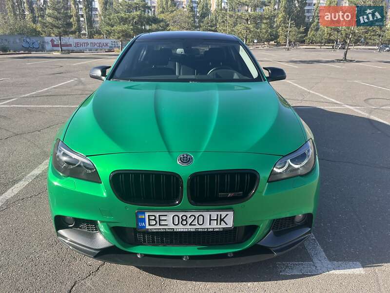 Седан BMW 5 Series 2015 в Николаеве