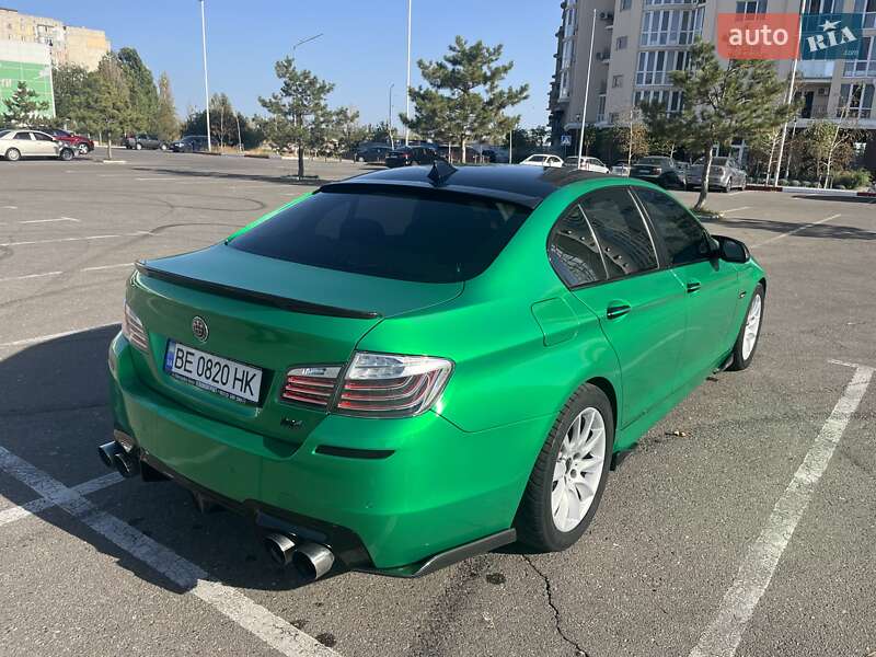 Седан BMW 5 Series 2015 в Николаеве