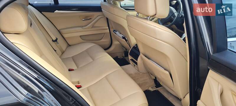 Седан BMW 5 Series 2012 в Ирпене