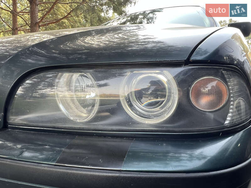 Седан BMW 5 Series 1996 в Броварах
