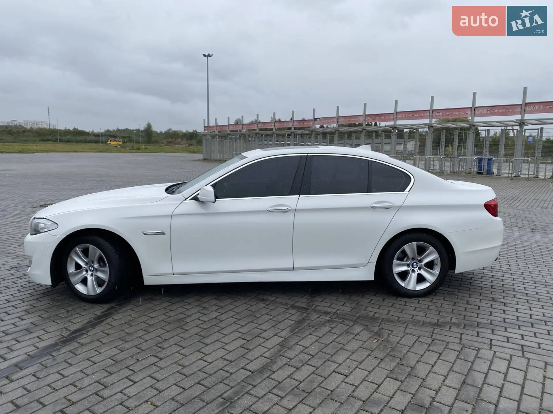 2013 BMW 5er - мініатюра 4