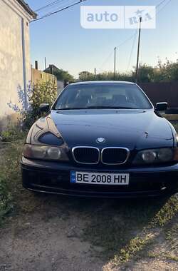 Седан BMW 5 Series 2000 в Киеве