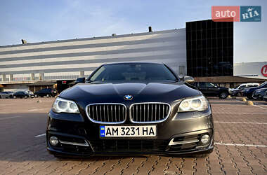 Седан BMW 5 Series 2015 в 