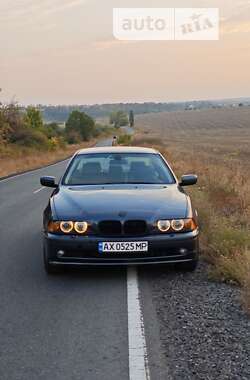 Седан BMW 5 Series 2001 в Харькове