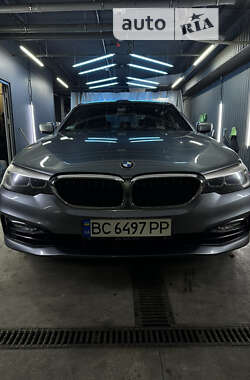 Седан BMW 5 Series 2017 в Львові