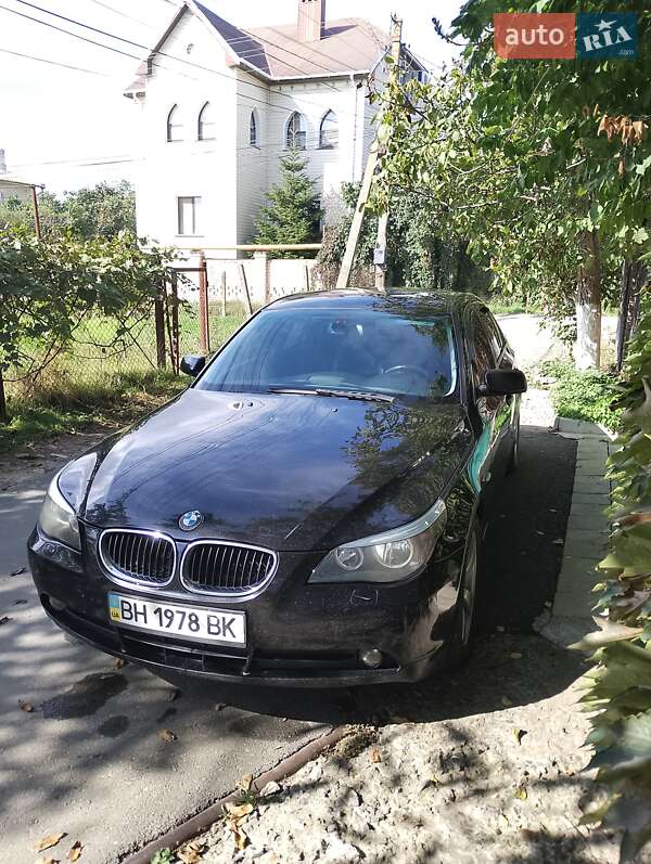 Седан BMW 5 Series 2005 в Сухому Лимані