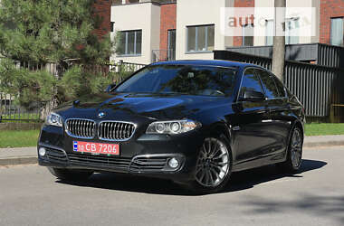 Седан BMW 5 Series 2015 в Львові