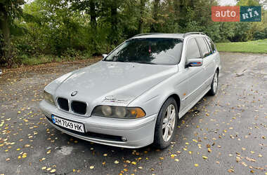 Универсал BMW 5 Series 2002 в Корце