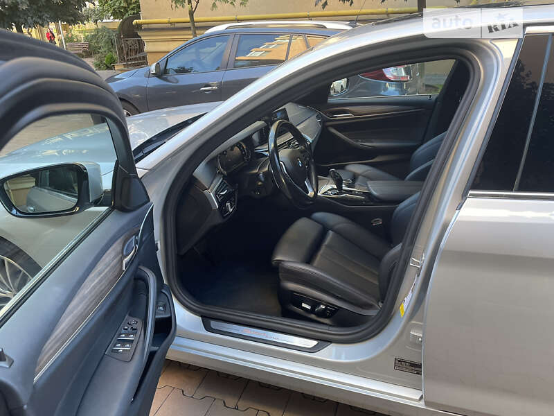 Седан BMW 5 Series 2017 в Києві