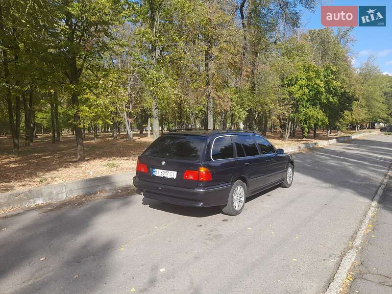 Универсал BMW 5 Series 2000 в Кременчуге